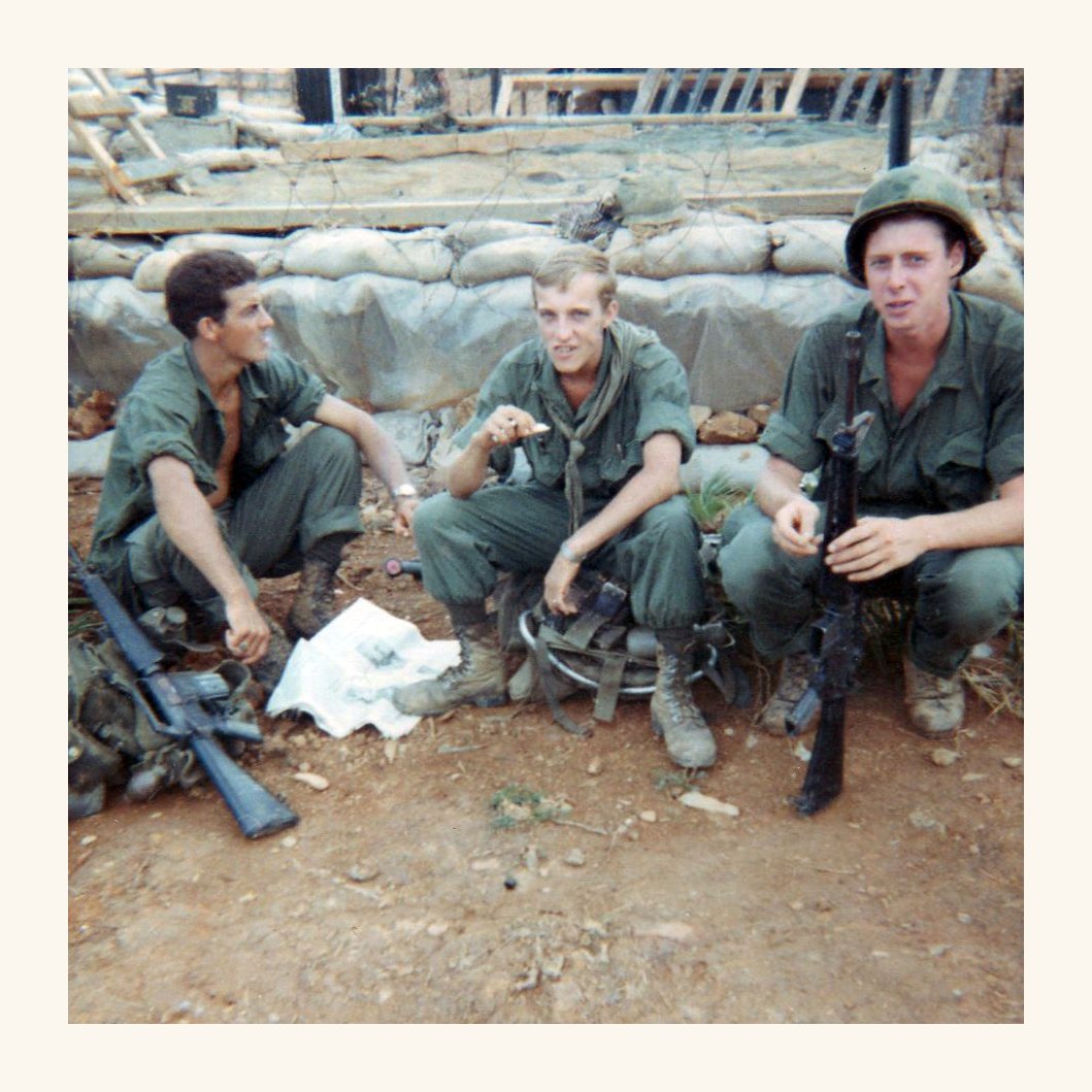 American soldiers in Vietnam with M16 rifles 