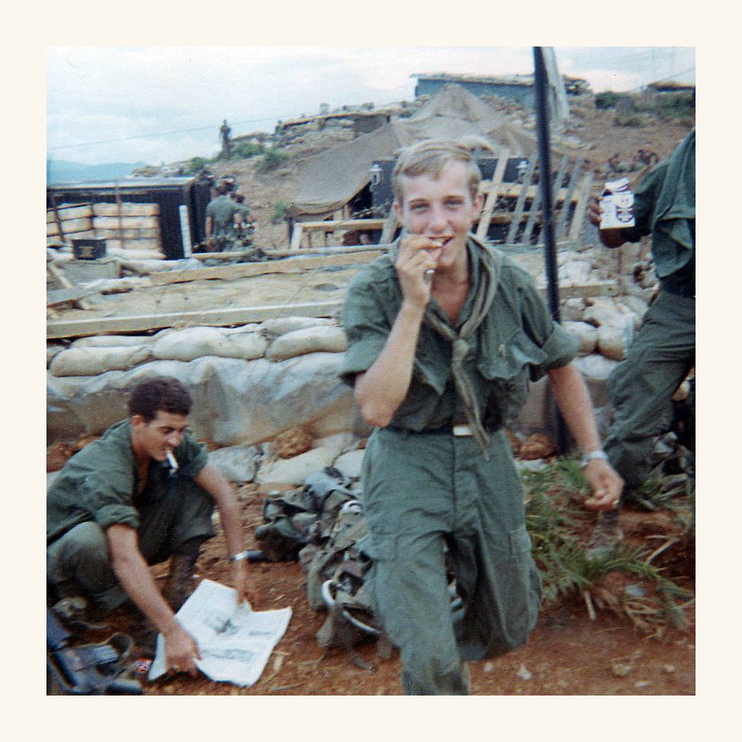 American soldiers in Vietnam smoking 