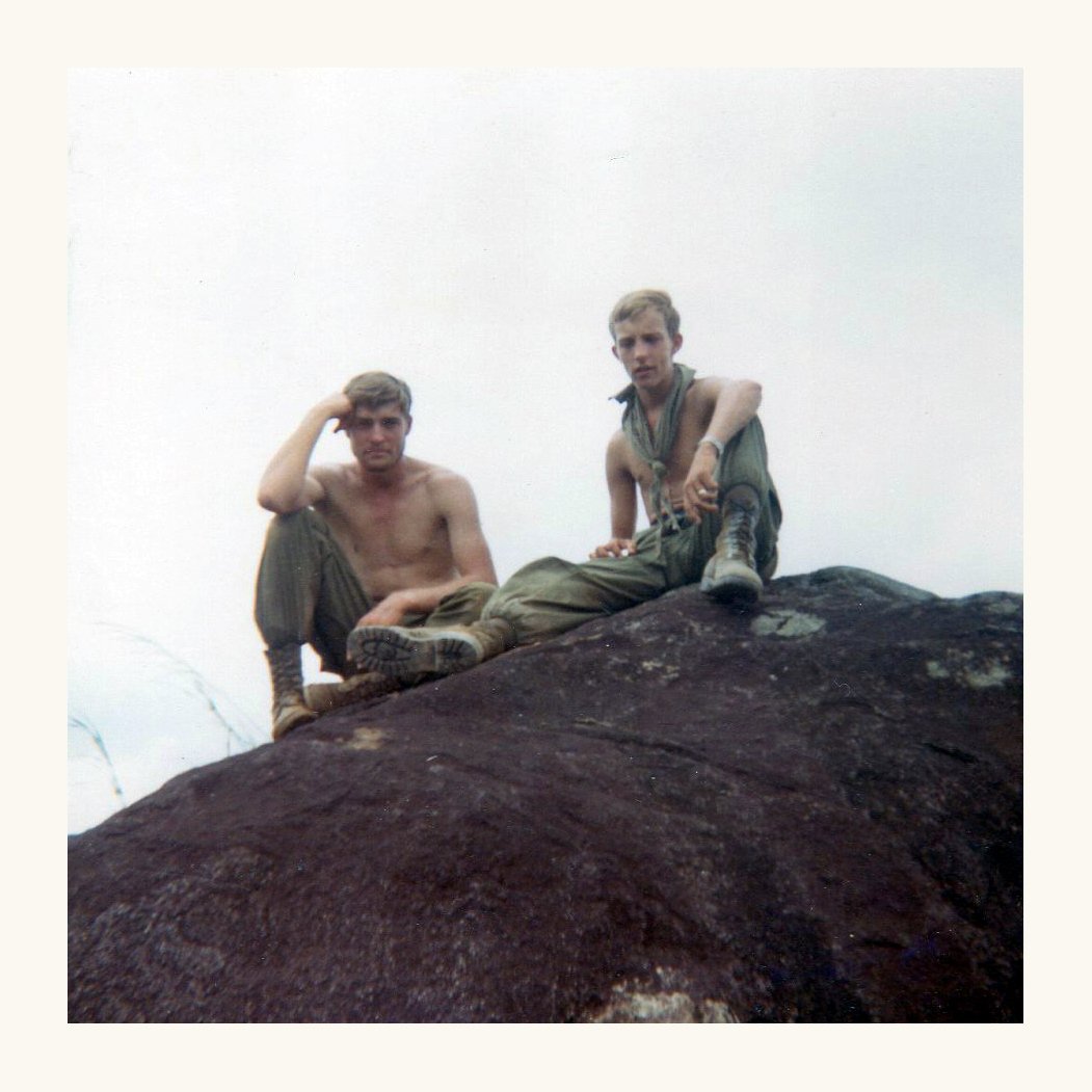 American soldiers in Vietnam 