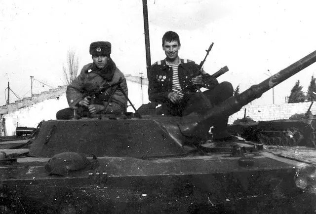 Soviet paratroopers on BMD with RPKS74 and AKS74
