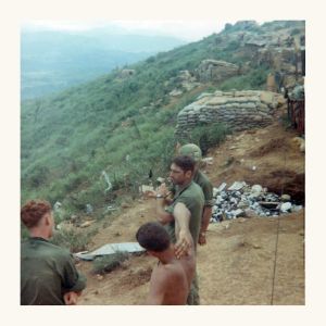 American soldiers in Vietnam 