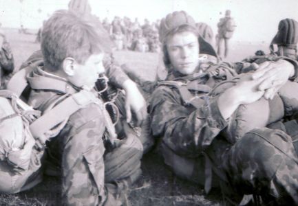 Soviet paratroopers before the jump 