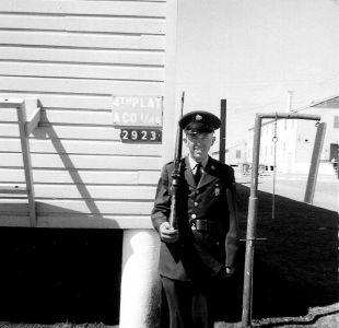 Hood Tommy Foley In Dress Greens Barracks